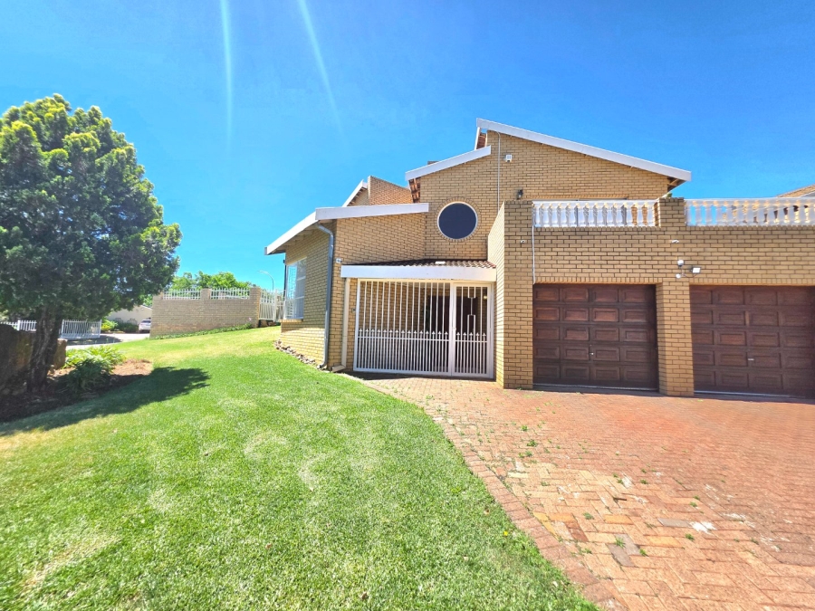 4 Bedroom Property for Sale in Panorama Free State